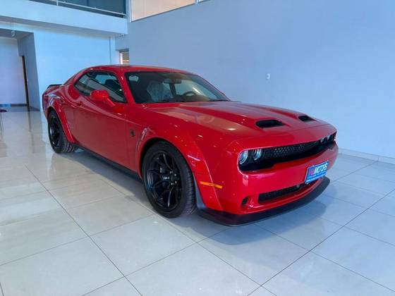 DODGE CHALLENGER 6.2 V8 HEMI GASOLINA SRT WIDEBODY JAILBREAK TORQUEFLITE